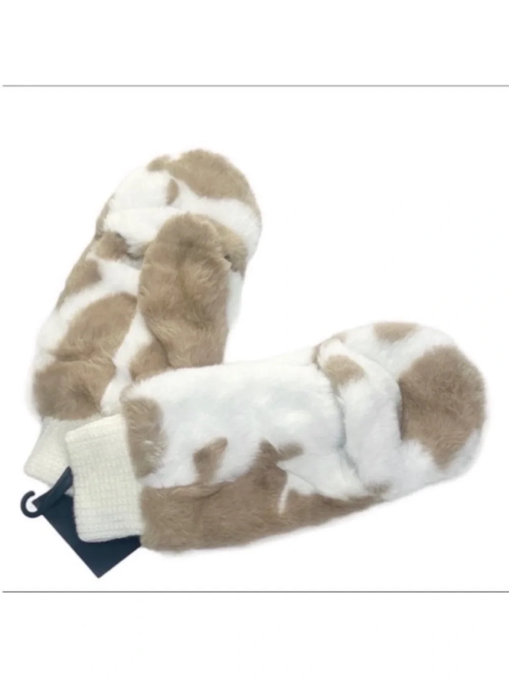 DO EVERYTHING IN LOVE Cow faux fur mittens NEW